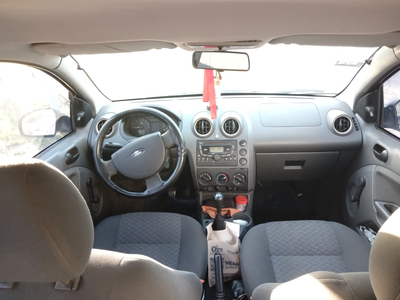 Ford Fiesta Max 1.6 Ambiente