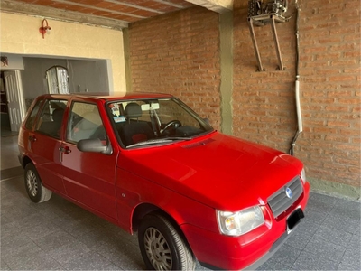 Fiat Uno, 2004. Impecable