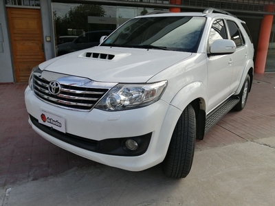 Toyota Hilux SW4 Usado Financiado en Mendoza