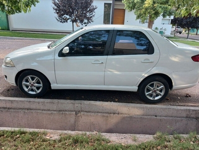 Fiat Siena Usado Financiado en Mendoza