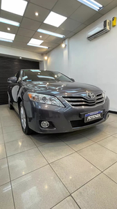 Toyota Camry 2.4 At L4