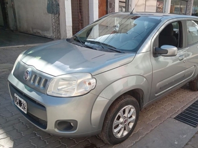 Fiat Uno Evo Usado Financiado en Mendoza