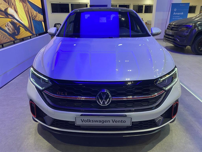 Volkswagen Vento 2.0 Tsi Gli 211cv App Connect + Nav