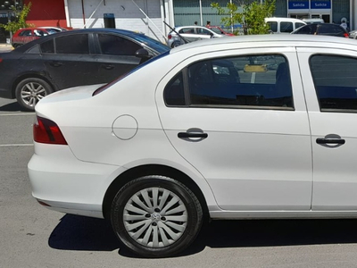 Volkswagen Voyage 1.6 Comfortline Plus 2 101cv I-motion