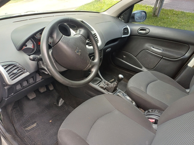 Peugeot 207 1.4 Sedan Xs