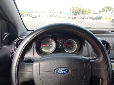 Ford Fiesta 1.6 One Ambiente Plus 98cv