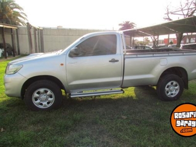 TOYOTA HILUX 2.5 TDI DX PACK CABINA SIMPLE