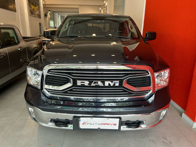 RAM 1500 5.7 Laramie Atx V8