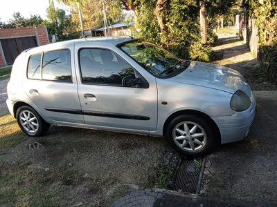 Renault Clio 1.9 Rnd Aa