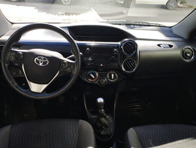 Toyota Etios 1.5 Xs