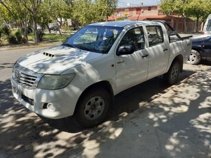 Toyota Hilux 2.5 Dx Pack, Modelo 2.013