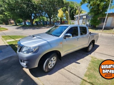 Toyota Hilux Pack 2.5 DX, 4x2 Modelo 2015