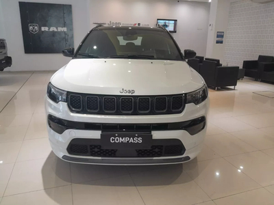 Jeep Compass 1.3 T270 Serie S 4x2$