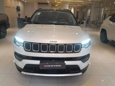 Jeep Compass Limited 4x2 AT6