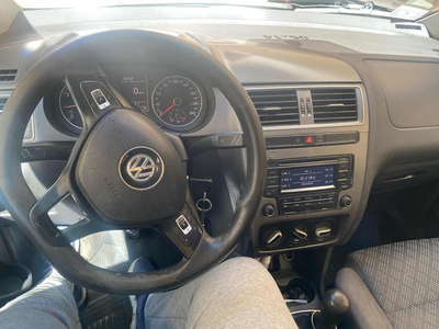 Volkswagen Suran 1.6 Comfortline 101cv