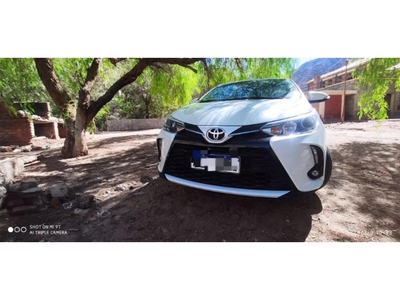 Toyota Yaris Xls 1.5 - 107cv - 2022 - 27mil Km - Impecable