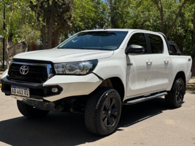 Toyota Hilux Sr 2019 4x4 Leer Descripción, Muchos Accesorios