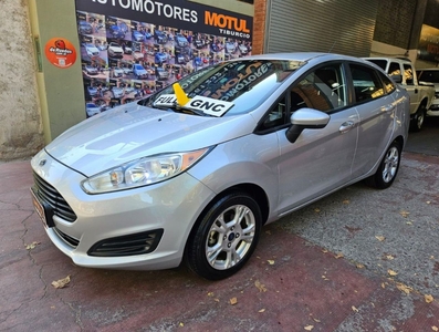 Ford Fiesta KD Usado Financiado en Mendoza