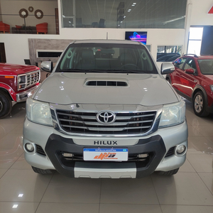 Toyota Hilux 3.0 Cd Srv I 171cv 4x4