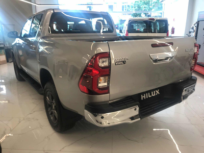 Toyota Hilux Srv 2,8tdi 204hp 4x4 Aut Entrega Inmediata