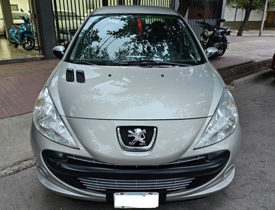 Peugeot 207 Usado Financiado en Mendoza