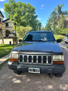 Jeep Grand Cherokee 4.0 Laredo