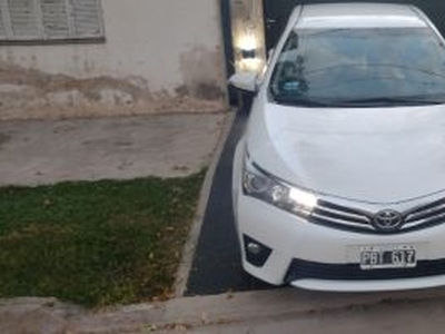 Vendo Toyota Corolla XEI CVT 2015 c/ 98000 km
