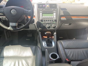Volkswagen Vento 1.9 I Luxury Dsg