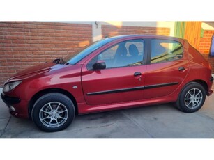 Peugeot 206 Modelo 2005. Impecable.