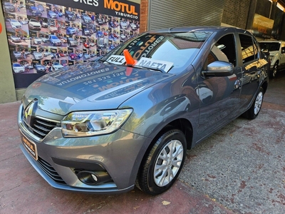 Renault Logan Usado Financiado en Mendoza