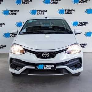 Toyota Etios 1.5 X 5 Puertas 2022