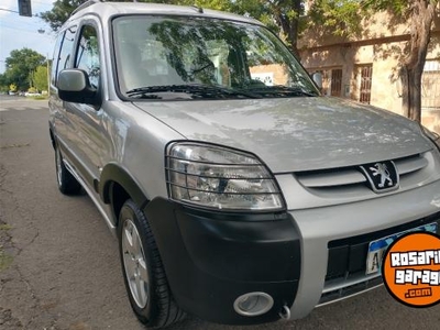 Peugeot partner patagónica impecable