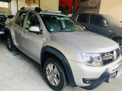 Renault Duster Oroch 2.0 Outsider Plus