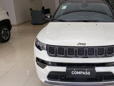 Jeep Compass 1.3 T270 Serie S 4x2$