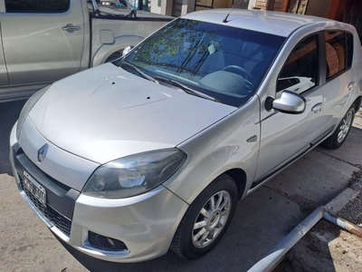 Renault Sandero Usado Financiado en Mendoza