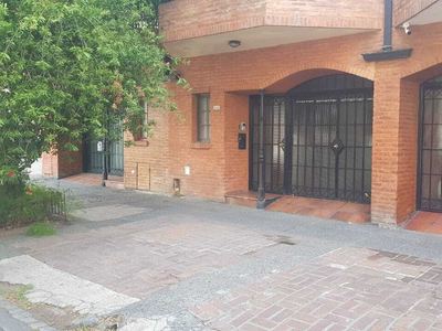Casa Triplex En Venta En Colegiales, Capital Federal, Buenos Aires