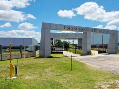 Oportunidad Fraccion En Parque Industrial Pilar | Vco Propiedades
