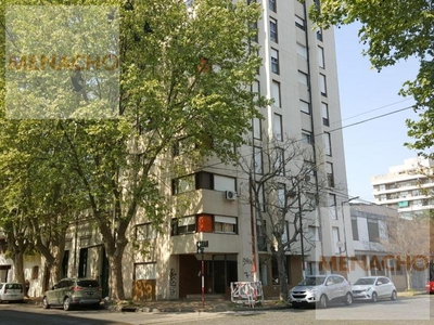 Departamento en Alquiler en La Plata (Casco Urbano) sobre calle 2 Nro. 1151 Esquina 56 (3°3), buenos aires