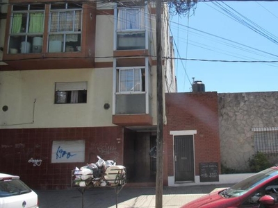Departamento en Alquiler en La Plata (Casco Urbano) sobre calle 9 e/ 65 y 66 n 1630 Piso pb Dpto h, buenos aires