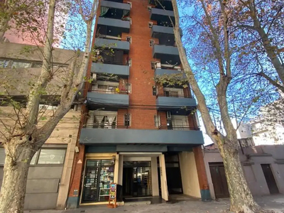 Venta Departamento 15 años 1 dormitorio, 50m2, con balcón, Suipacha 1200, Nuestra Señora De Lourdes, Rosario