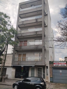 Departamento en Alquiler en La Plata (Casco Urbano) sobre calle 19, buenos aires
