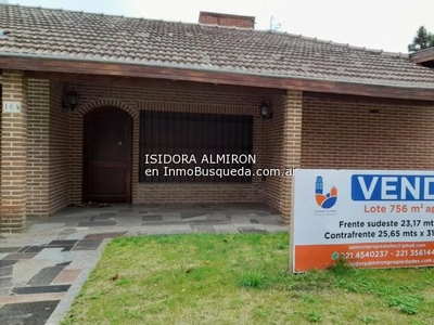 Departamento en Venta en Pinamar sobre calle De Las Toninas, costa atlantica