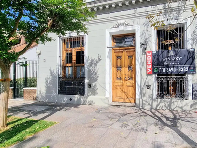 Venta Casa 4 dormitorios 18 años, 200m2, con balcón, Pareja 3800, Villa Devoto | Inmuebles Clarín