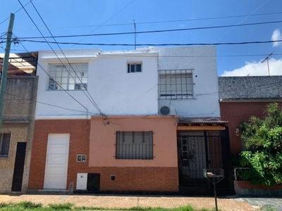 Departamento en venta Calle Parodi 121, Avellaneda, B1872, Provincia De Buenos Aires, Arg