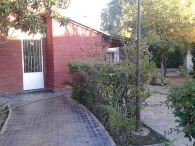 Orozco Propiedades Vende Casa De 4 Dormitorios, 2 Baños A Metros De Calle Mendoza Y Del Centro Renè Favaloro Rawson
