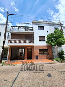 Venta Casa 6 Ambientes En Liniers - Terraza Y Parrilla