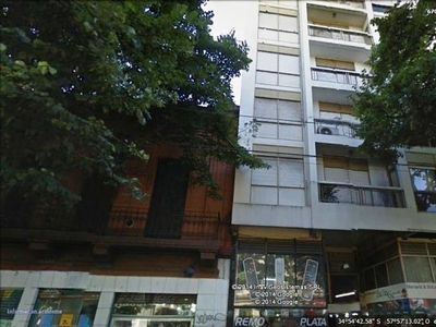 Departamento en Venta en La Plata (Casco Urbano) Zona Universidades Centro sobre calle 7, buenos aires