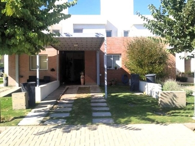 Casa en venta Altos De Manantiales, Córdoba