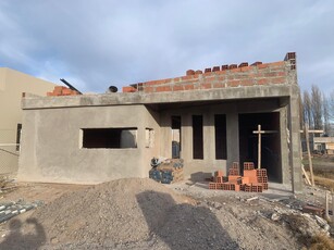 Venta de Casa en Construcción Barrio Privado Finca Costa Serena
