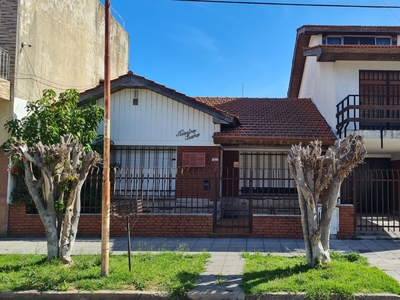 Casa en Venta en Ramos Mejia, Buenos Aires